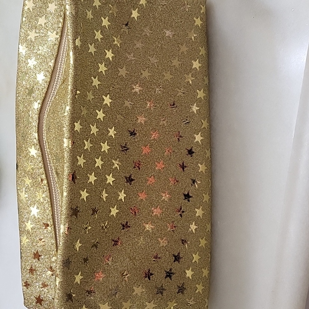Cute!! Brand new cosmetics bag